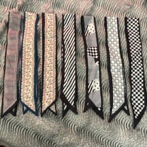 (7) Plaid Print Small Silk Scarf